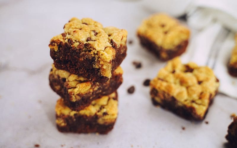 Chocolate Chip-Stuffed Brownies Recipe