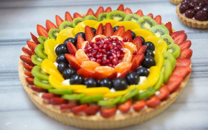 Raw Fruit Tart with Nut Crust and Vanilla Cream Recipe
